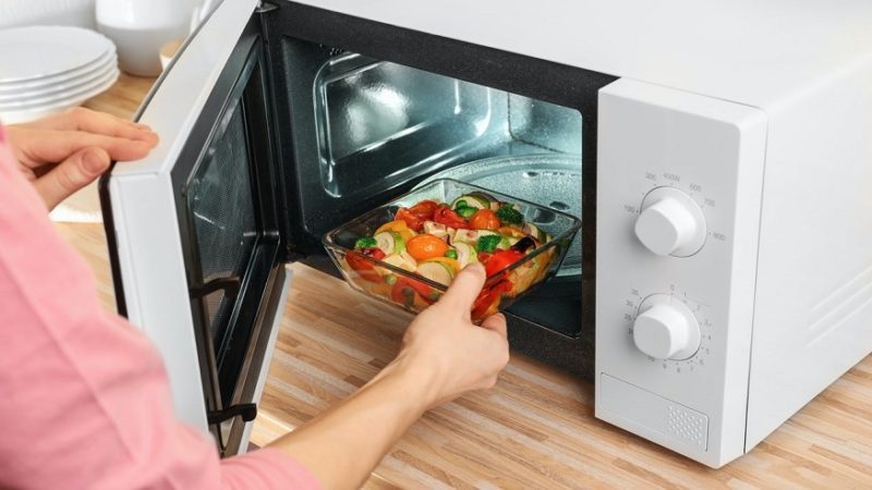 10 Surprising Uses Of Microwave That You Are Unaware Of