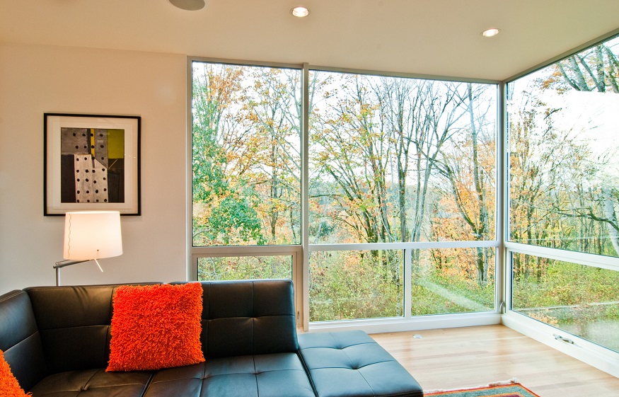 How Much of a Difference Do Energy-Efficient Windows Make?