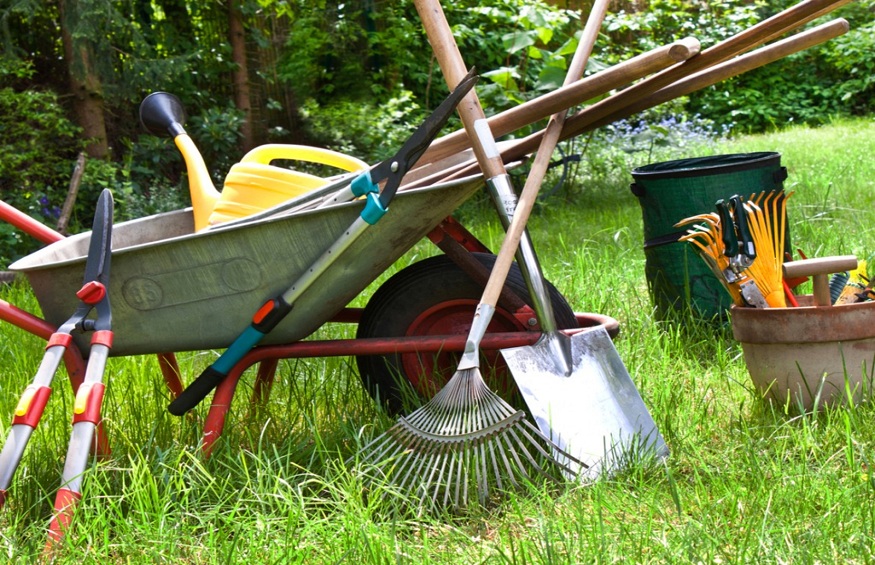 Different types of tools are used for gardening