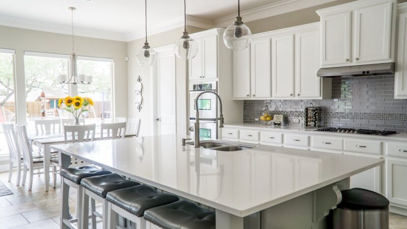 Bored With Your Current Kitchen Setup? Check Out These Renovation Tips