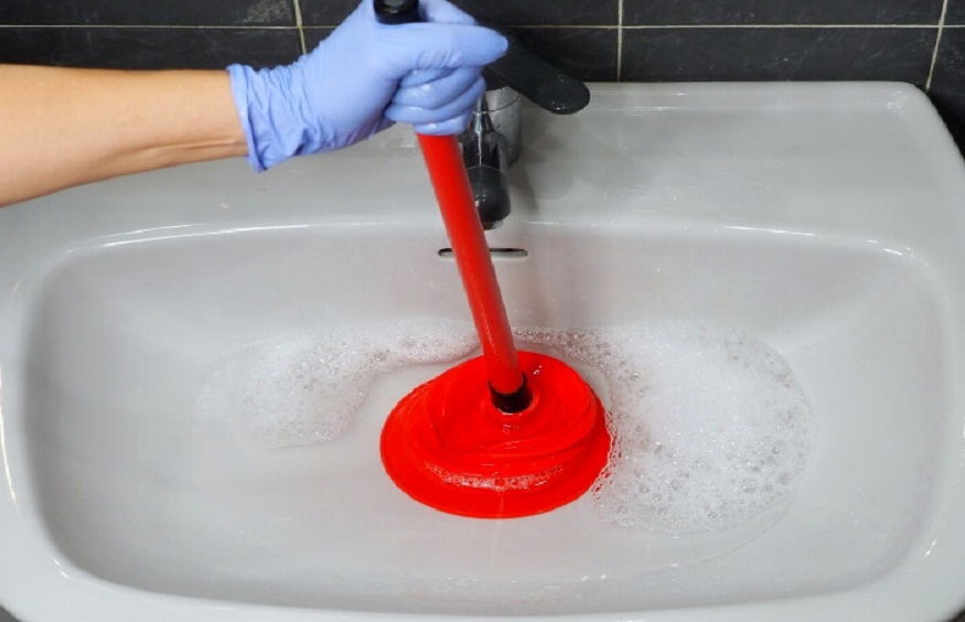 The Top Benefits of Regular Drain Cleaning to Maintain a Hygienic Living Environment