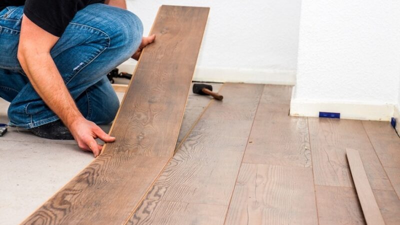 How to Repair Laminate Flooring: Chips and Damage