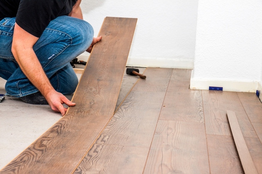 How to Repair Laminate Flooring: Chips and Damage