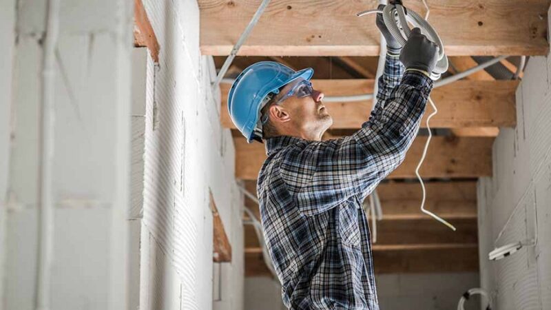 Top 7 Situations When You Should Call an Electrician-Georgetown Expert Immediately